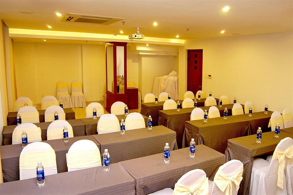 Nam Hung Hotel На Транг Екстериор снимка