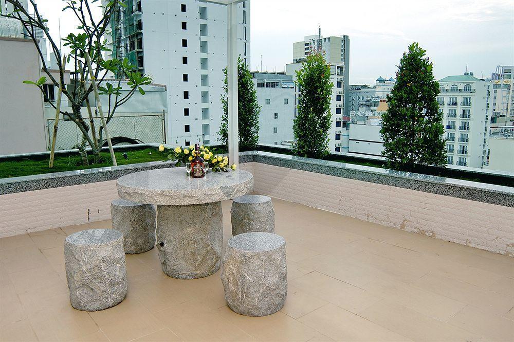 Nam Hung Hotel На Транг Екстериор снимка