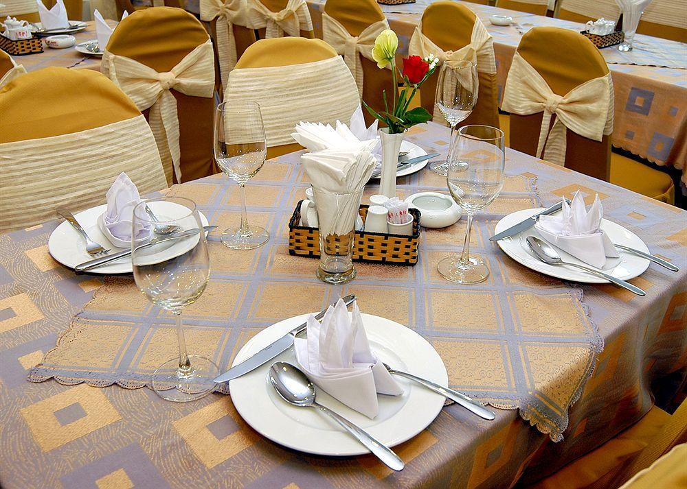 Nam Hung Hotel На Транг Екстериор снимка