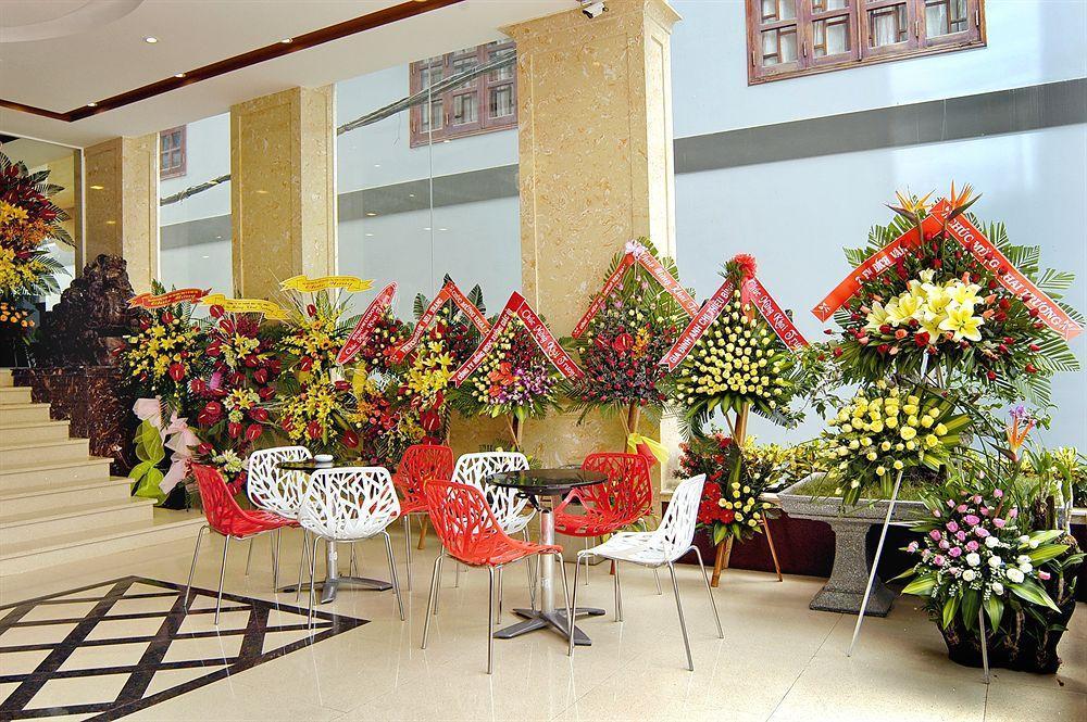 Nam Hung Hotel На Транг Екстериор снимка