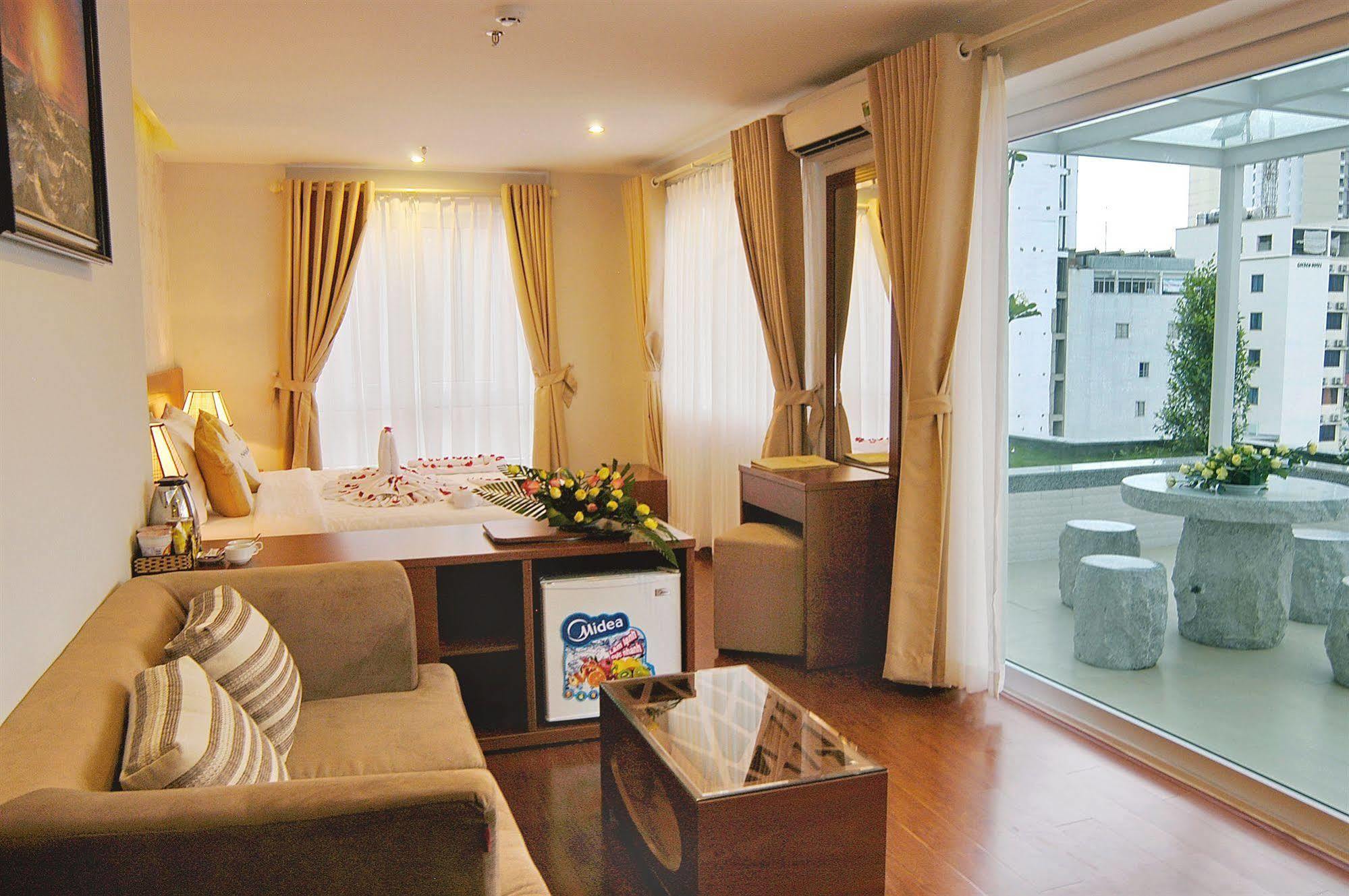 Nam Hung Hotel На Транг Екстериор снимка