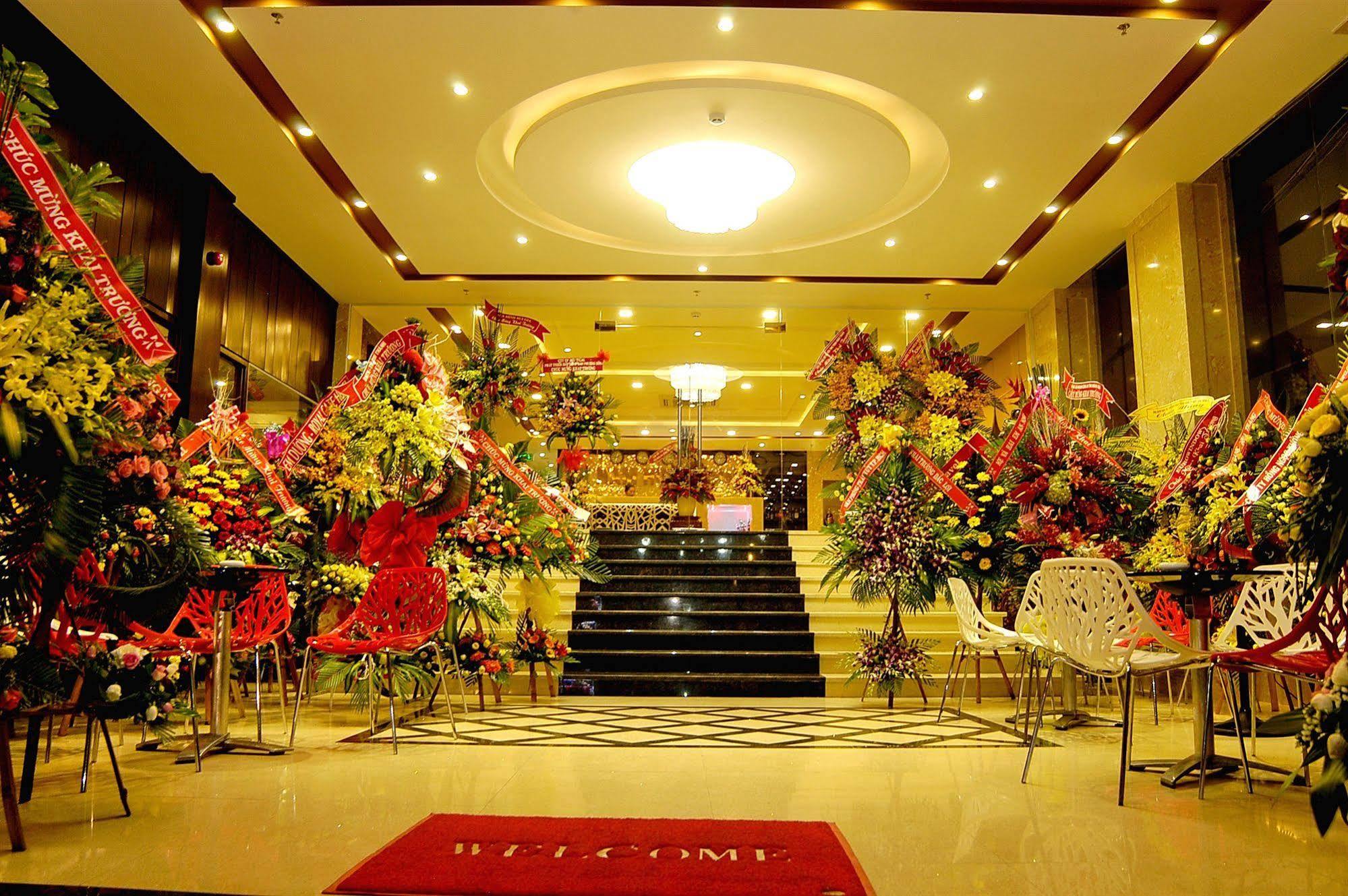 Nam Hung Hotel На Транг Екстериор снимка